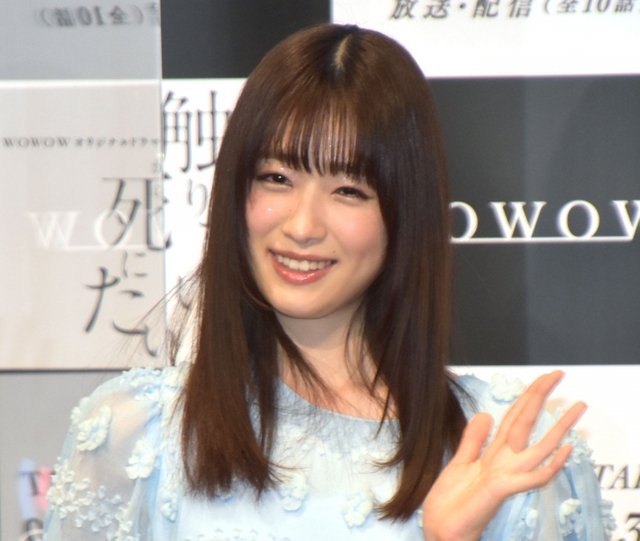 高橋ひかる、マジメに作品紹介も「ボロが出る…」 佐藤勝利が簡潔にまとめ苦笑い(オリコン) - Yahoo!ニュース