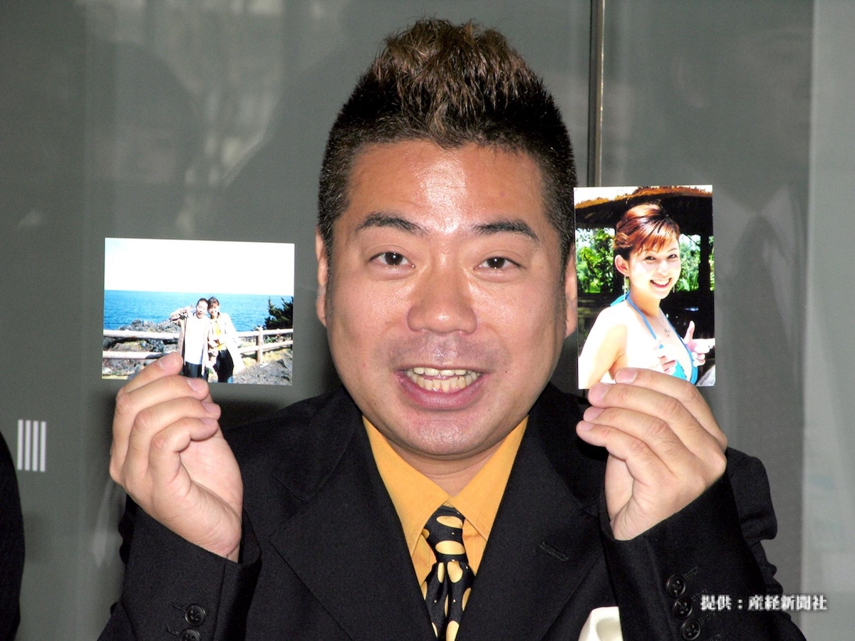 出川哲朗が妻からもらった手紙に「泣ける…」 子供やプロポーズについてチェック – grape [グレイプ]