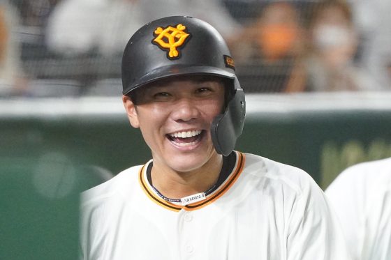 巨人・坂本勇人の「こんな姿初めて見た」 音楽に合わせ踊る姿にファンも注目 | Full-Count