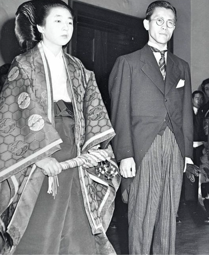 みずのみこ on Twitter: "1950年 孝宮和子内親王（昭和天皇第三皇女）&鷹司平通 https://t.co/g0ygGgDG83" / Twitter