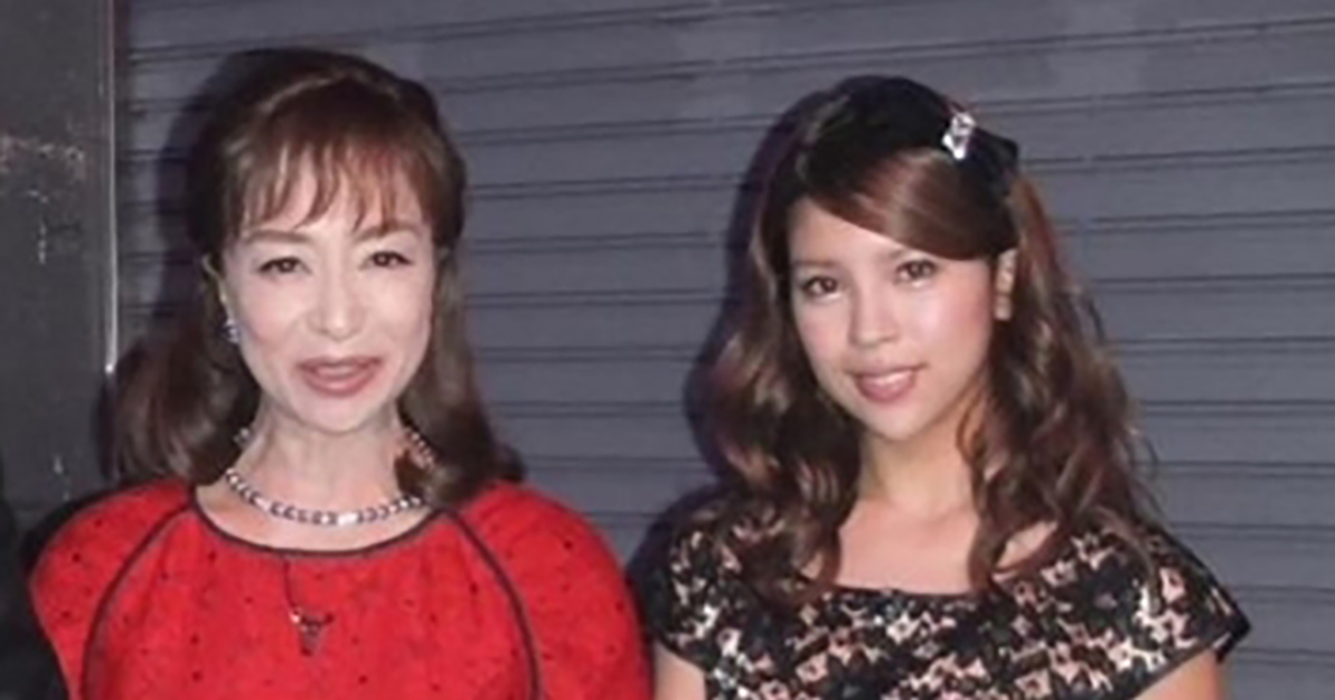 ママ、会いたいよ」 坂口杏里、母・良子の命日に消えない悲しみ “最後の言葉”の存在明かす - ねとらぼ