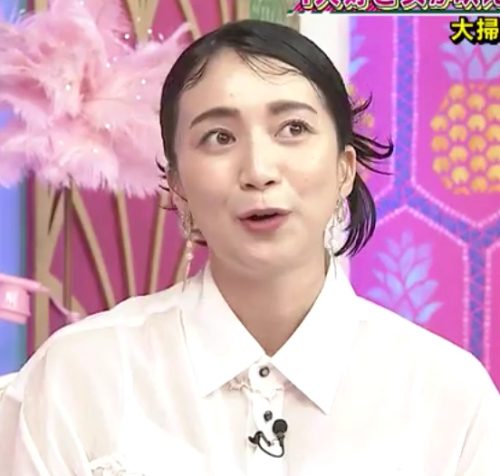 芹那の眉毛太すぎで前髪も変！わざとセットしてるの？【上田と女が吠える夜】 | はっちちゃんねる