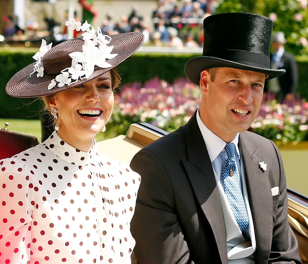 Kate Middleton Looks Stunning In Polka Dot Dress As She Channels The ...