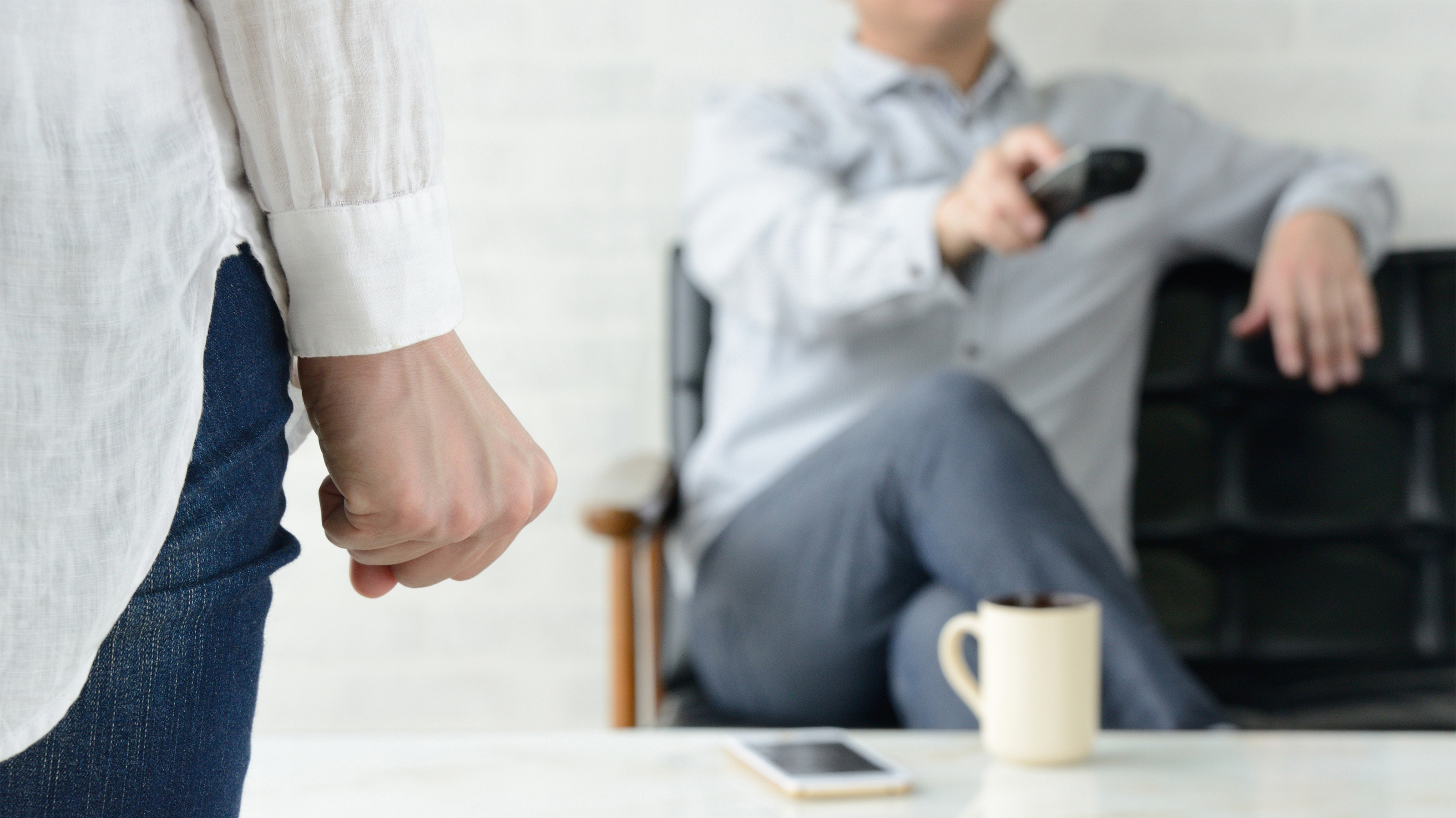 なぜ妻は家事を手伝うと怒るのか」大多数の夫が根本的に勘違いしていること 「手伝う」という考え方が間違いです | PRESIDENT Online(プレジデントオンライン)