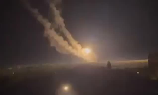 BREAKING: Russian Missile System Makes Spectacular Malfunction & Slams ...