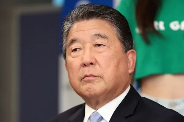 徳光和夫 妻の認知症告白もギャンブル熱が加速…専門家は依存症を指摘 | 女性自身