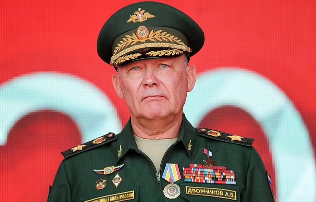 JUST IN: Panicking Putin 'Calls Up OBESE General' Out Of Retirement To ...