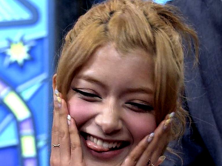 今どきの気になる商品@不二家実写版ペコちゃん(5) : ビビット2013-2012