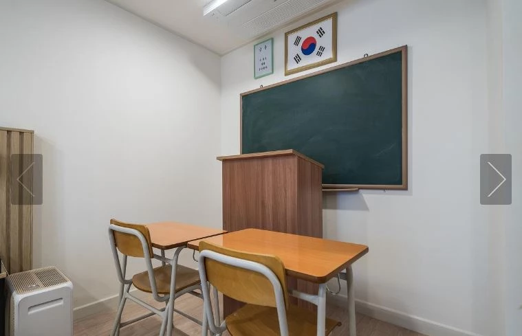 이하 야놀자에 올라온 "교실룸" / 이하 야놀자