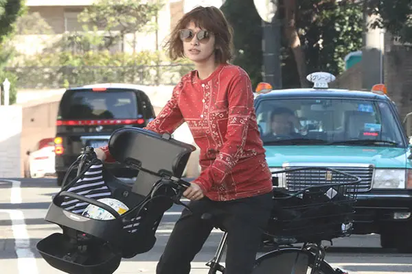 山田優 妊娠中もママチャリ送迎！セレブさより実用性重視の声 | 女性自身