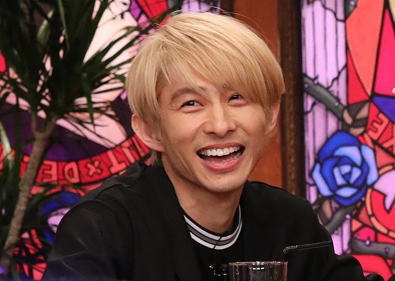 三宅健(V6)、3回目の『アウト×デラックス』で胸キュン必至のキス&『ジャニーズカウントダウン』への不満も明かす<1/16修正> | Daily News | Billboard JAPAN