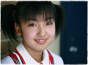 板野友美は整形しすぎでもはや面影なし!キレイになり性格がひん曲がってしまったのか | クロの生活日記