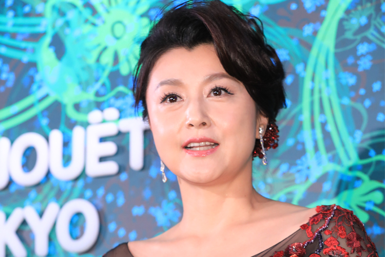 藤原紀香vs天海祐希の「サザエ対決」、周囲がざわめく事情|NEWSポストセブン