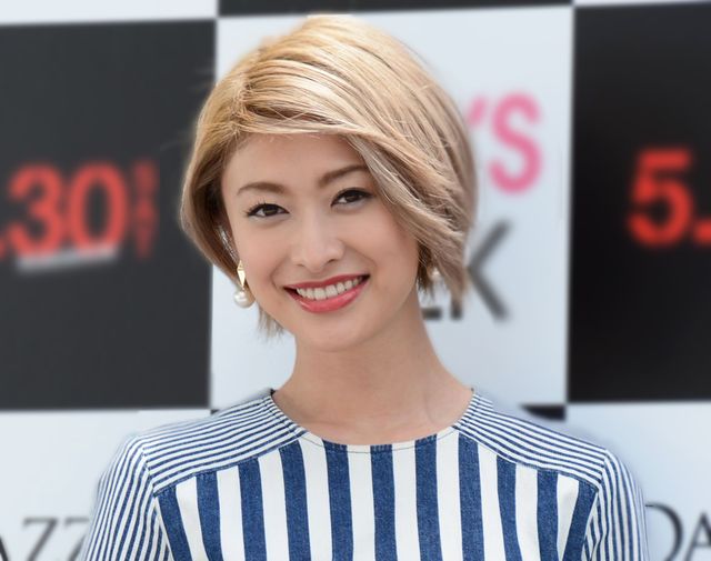 山田優、第2子妊娠を自ら報告「また違った妊婦生活」|シネマトゥデイ