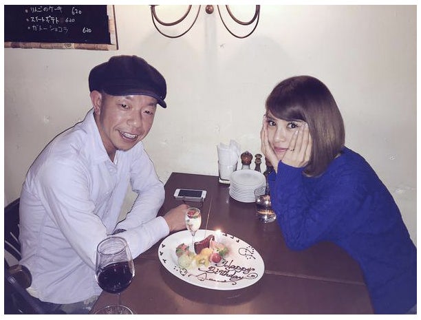 坂口杏里、バイきんぐ小峠英二から誕生日をサプライズ祝福 - 