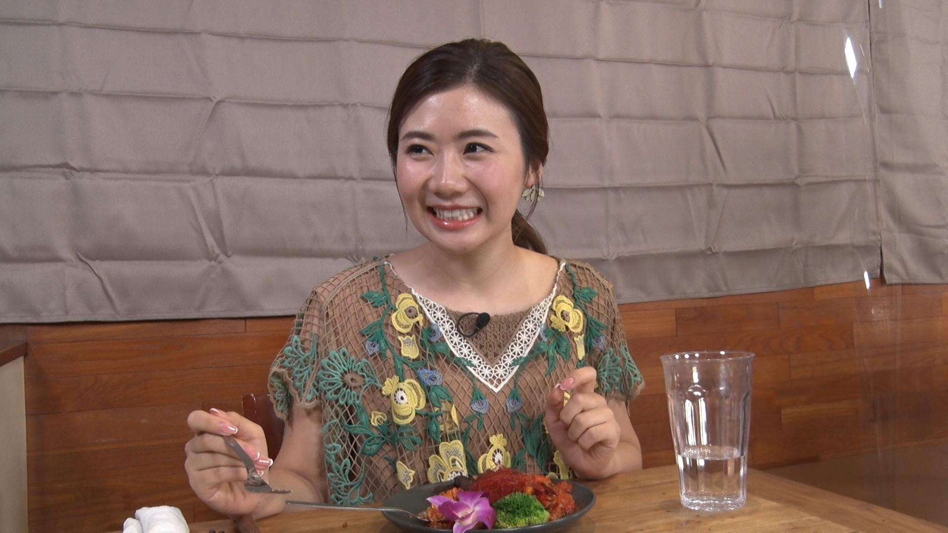 福原愛：「有吉ゼミ」で「激辛火山タコライス」に悶絶 うちわ代わりにラケットでパタパタ - MANTANWEB（まんたんウェブ）
