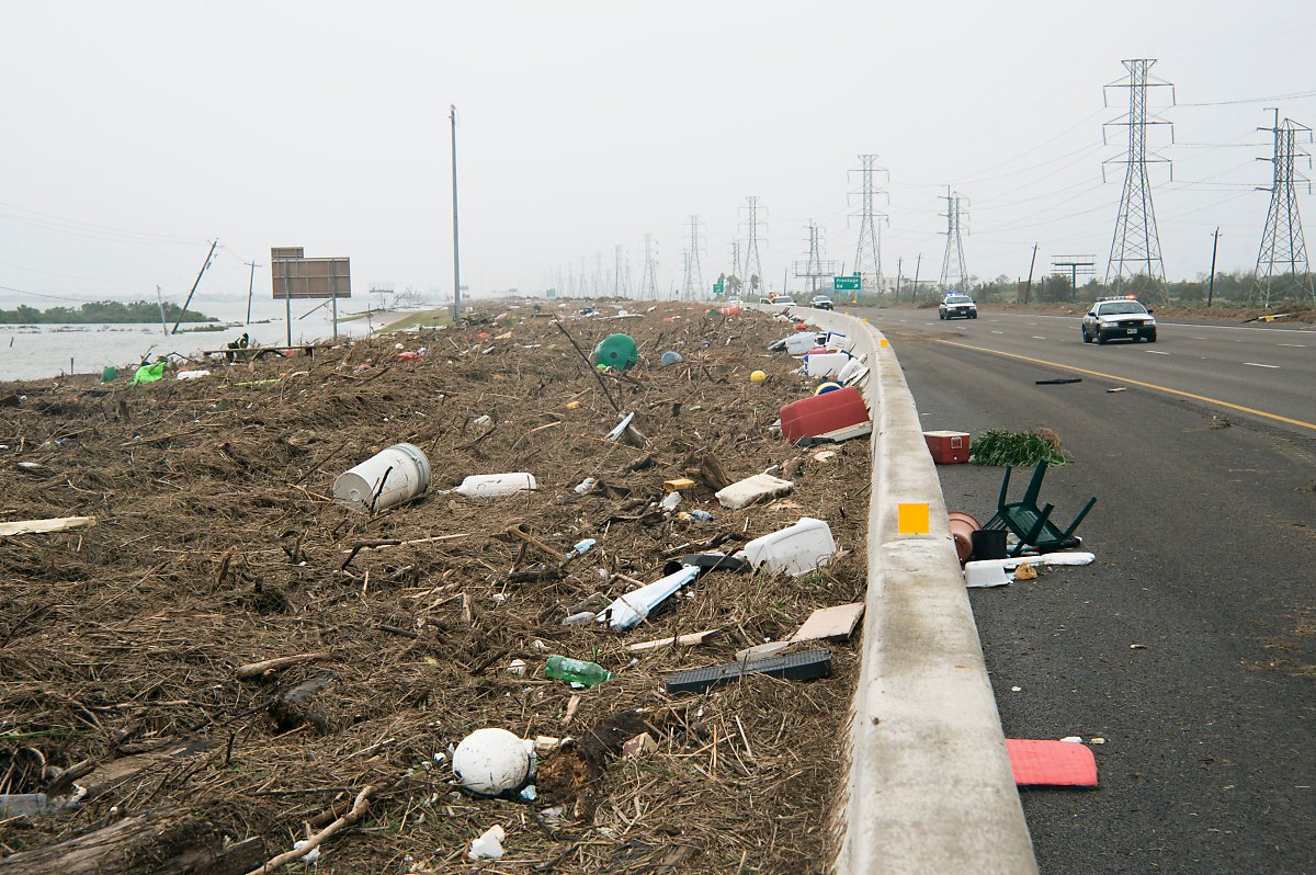자동차 창문 밖으로 쓰레기 무단투기, 신고 가능할까? : 네이버 포스트