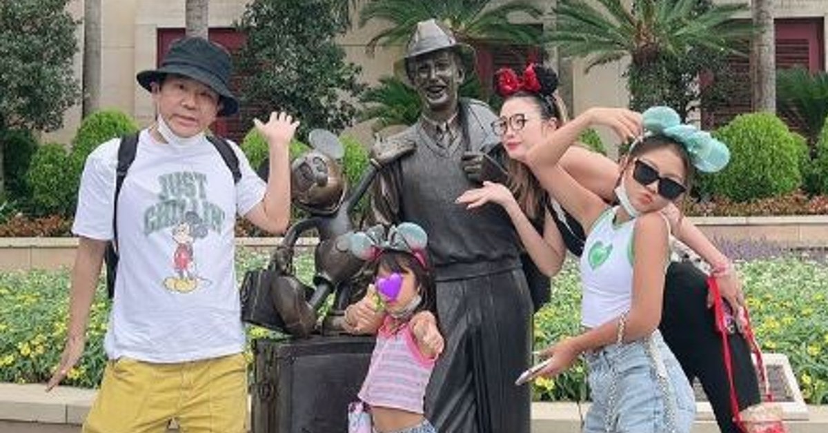 木下優樹菜、元夫・フジモン&娘たちとディズニーシーを満喫 長女の10歳バースデーを祝福(1/2 ページ) - ねとらぼ