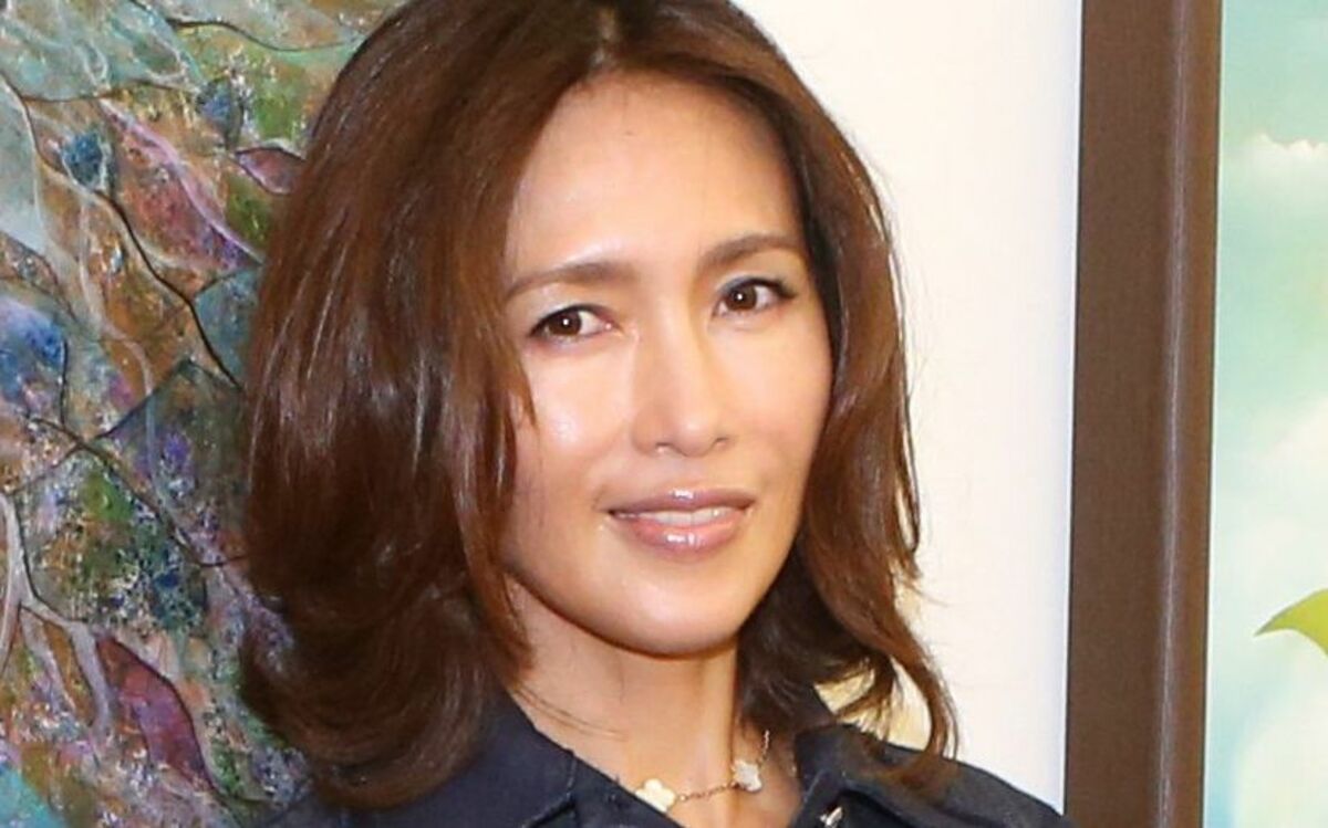 工藤静香が52歳に〉「う~ん、ママになってるかな」30歳で木村拓哉と結婚…中学生にして描いていた“人生の設計図” | 文春オンライン