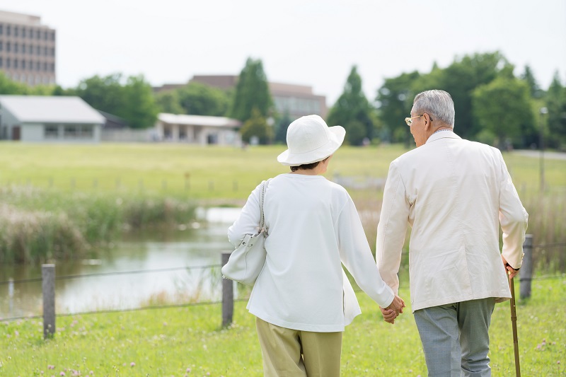 神奈川県】夫婦で入居できる老人ホームを知りたい！メリットとデメリットも解説！ | 老人ホーム検索ガイド
