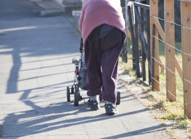 腰椎変性側弯・後弯症(腰曲がり)とは（原因・症状・診断検査・治療法など） - 医療法人メディカルフロンティア