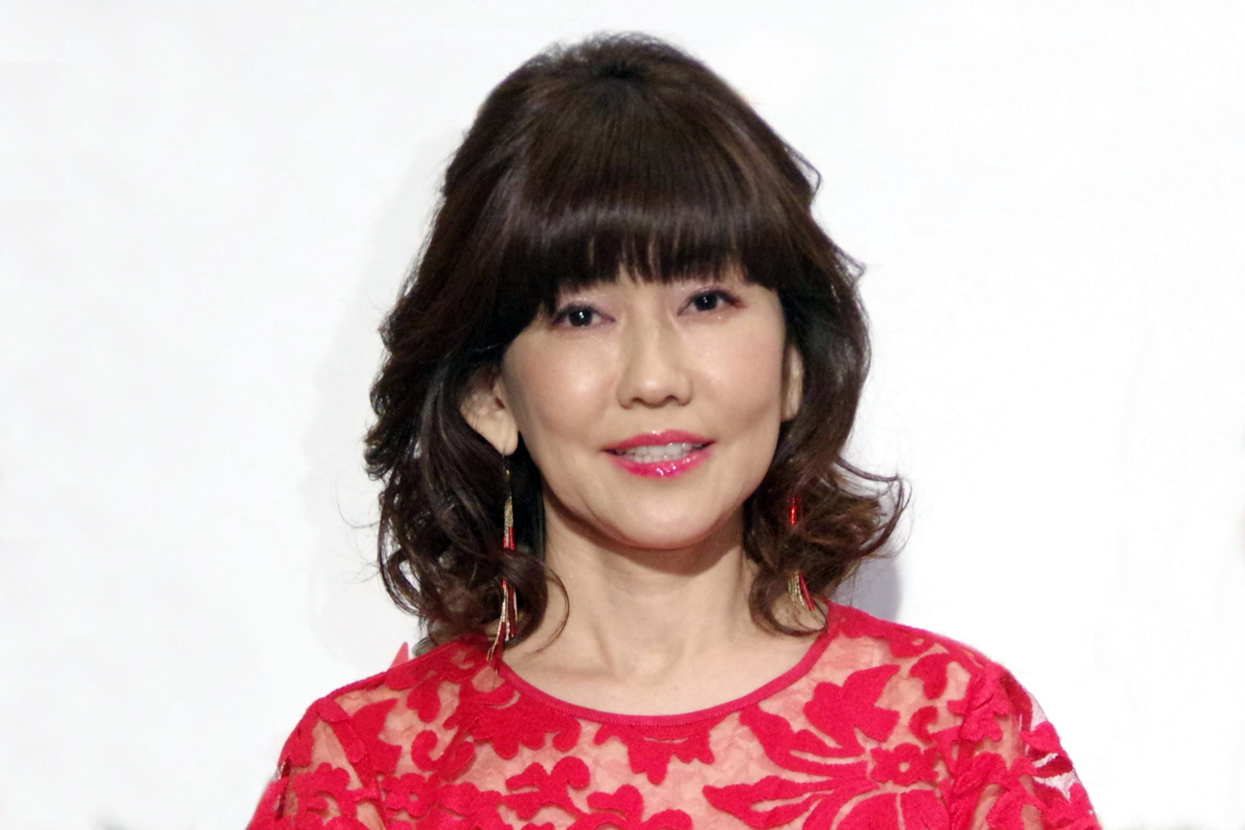 松本伊代、出産会見時に記者から驚きの質問 デリケートすぎる内容に戦慄 – Sirabee