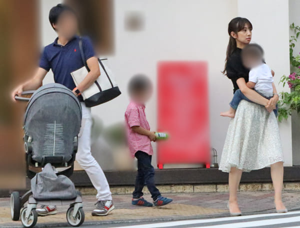 写真】小倉優子、ママタレとしての今後は? それでも盤石の理由|NEWSポストセブン