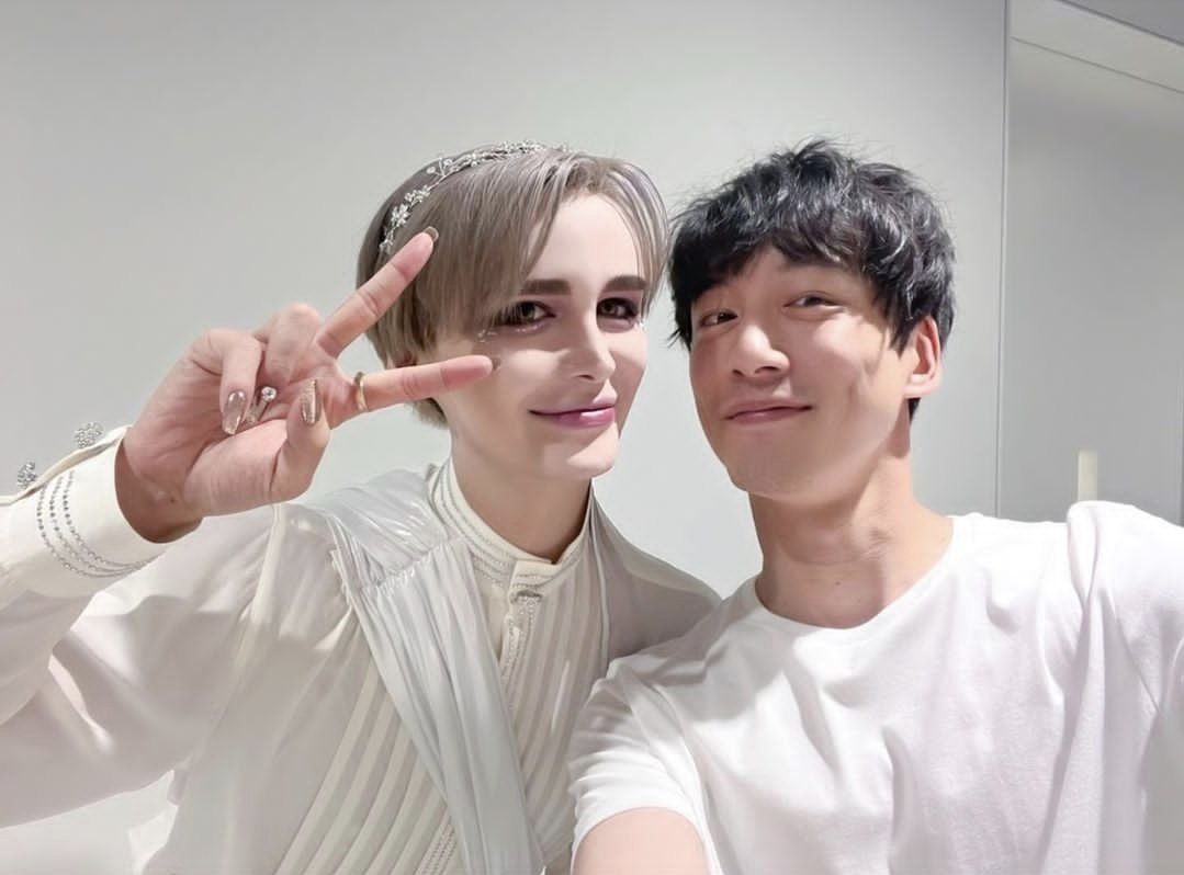 いつかのあの空 ☺︎ on Twitter: "凄く仲良しなのが伝わってくる。 🥰 🥰🥰 二人とも真っ白だけど、さすがにMatt様の白さには健太郎くんも敵わないね。(笑) #坂口健太郎 #Matt #行列のできる相談所 https://t.co/Fo4jE2Y9Qa https://t.co/8BEJ59N73h" / Twitter