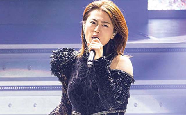 画像】氷川きよしは胸を豊胸してる？バストが膨らんだ原因や時期は？