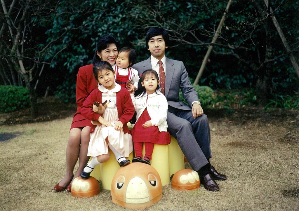 絢子さまご結婚、26日に「朝見の儀」 幼年期からの写真を公開 - 産経ニュース