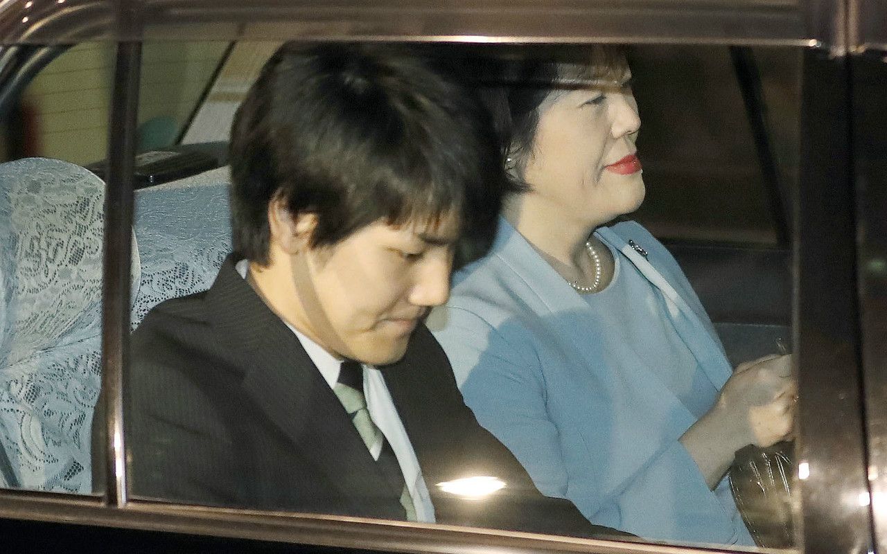 小室圭さん親子の止まらない“自己主張” なぜ私たちは「解決済み」文書に戸惑うのか | 文春オンライン