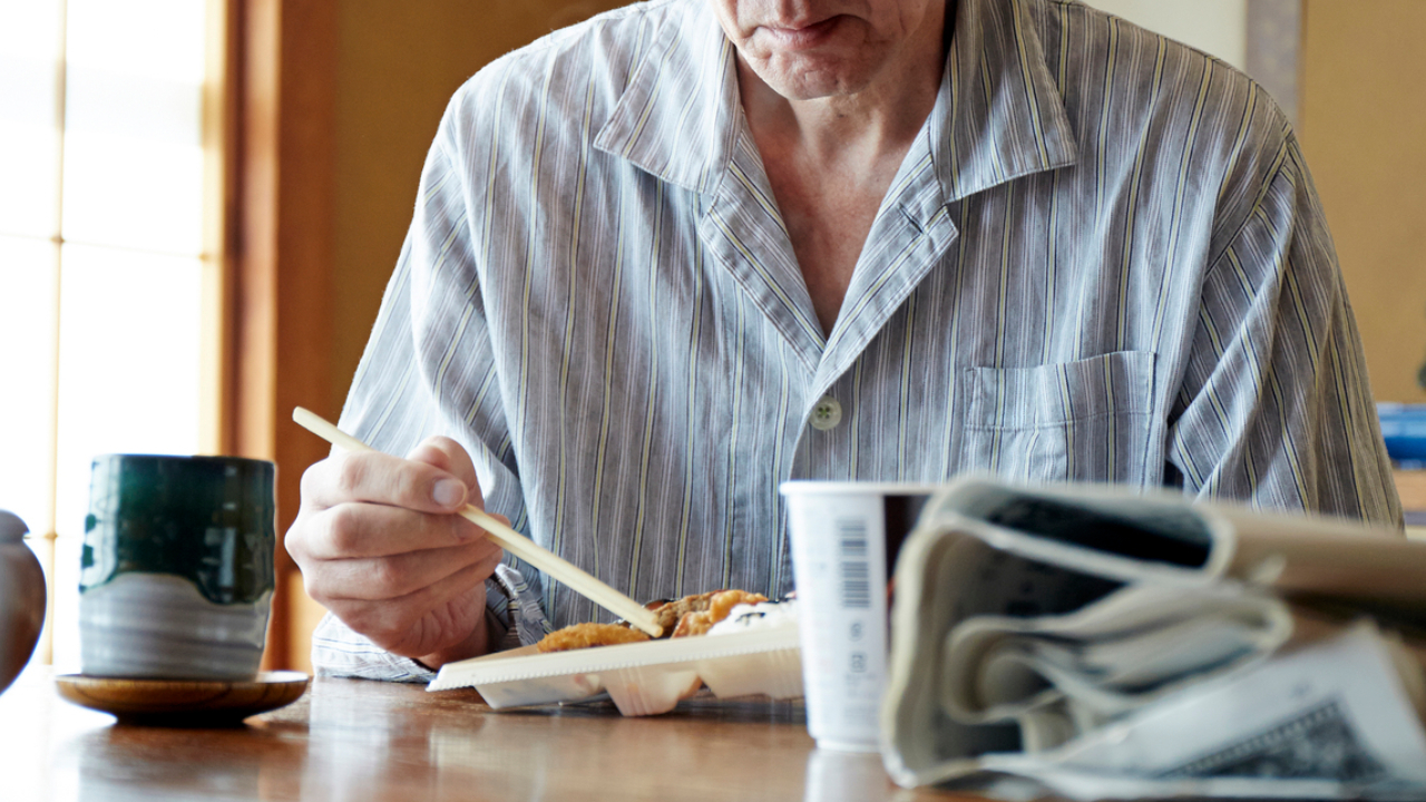 あえて独居」の高齢者、「健康寿命」を延ばす4つのポイント | 幻冬舎ゴールドオンライン