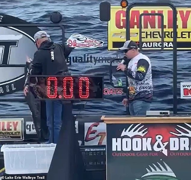 After their fish had been weighed, the pair were told to stay on for the fish to be photographed