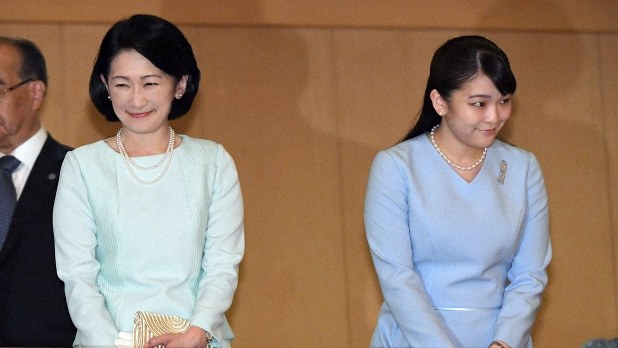 悪役担わされた紀子さま「母と長女」のやっかいな問題 | メディア万華鏡 | 山田道子 | 毎日新聞「経済プレミア」