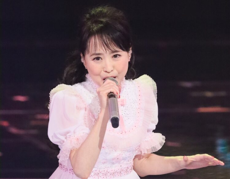 松田聖子がディナーショーで活動再開 沙也加さんとの思い出の曲で嗚咽を漏らす｜NEWSポストセブン