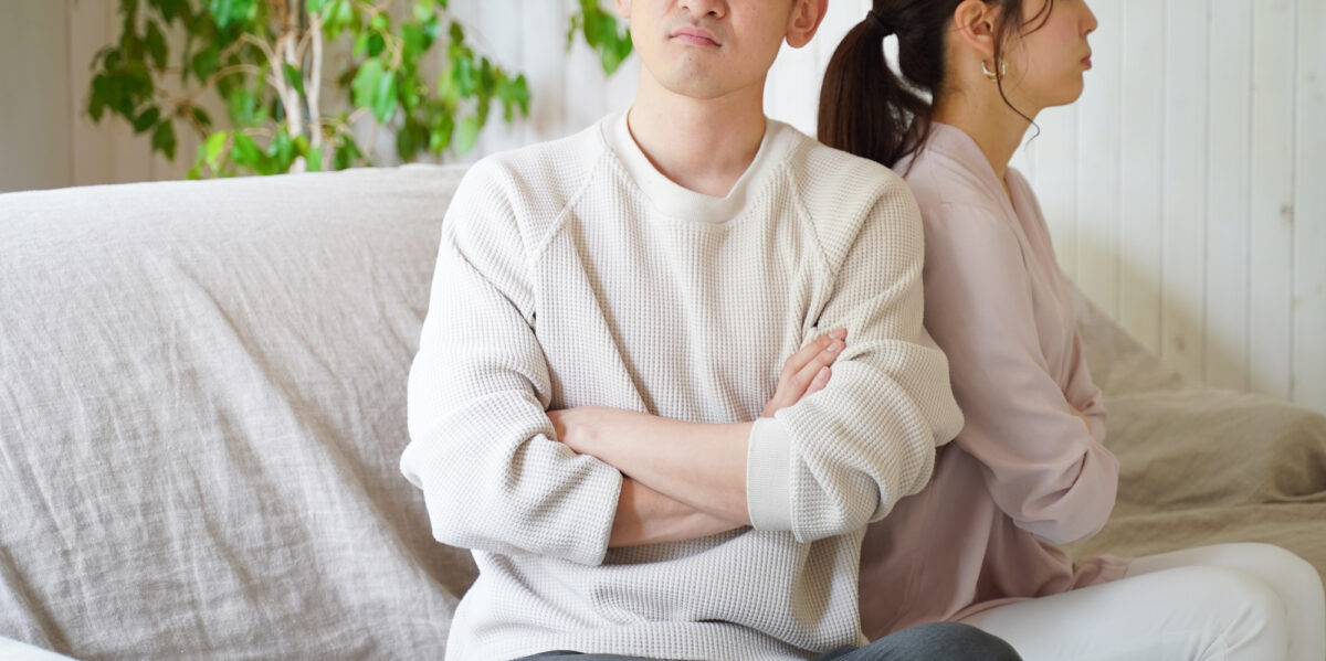 夫婦喧嘩が離婚に発展するケースは？回避する方法も徹底解説 | リーガライフラボ