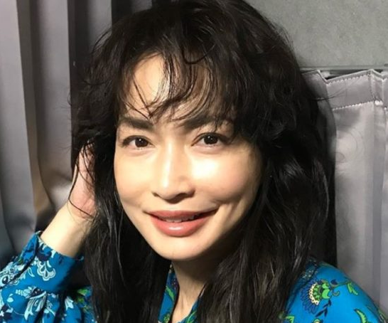 長谷川京子唇お化けに！唇以外も顔変わりすぎで劣化が止まらない！？ - TSURU~蔓~