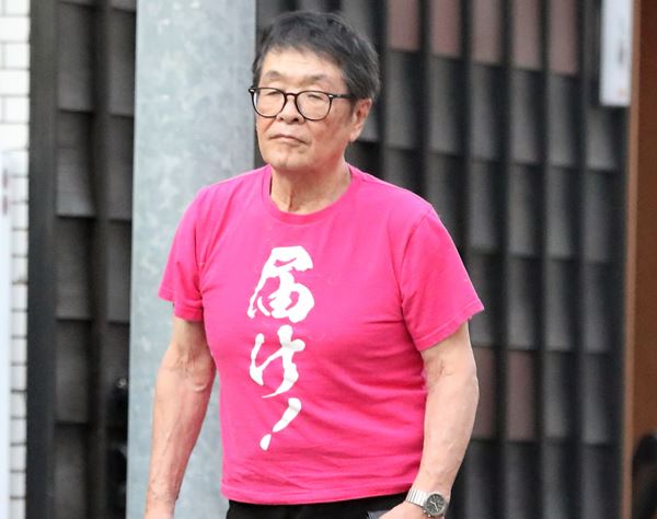 仲本工事さん 逝去1年前に生命保険を検討していた…27歳年下妻は ...