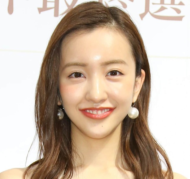 板野友美「優越感に浸る事のほうが大切」ツイートに賛否 「名言だね」「表現どうなの」: J-CAST ニュース【全文表示】