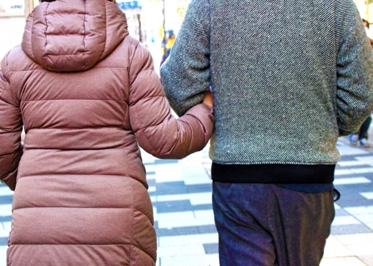 男性60代浮気調査事例 - 愛媛・松山市で探偵(興信所)浮気調査なら探偵社フォーチュン愛媛