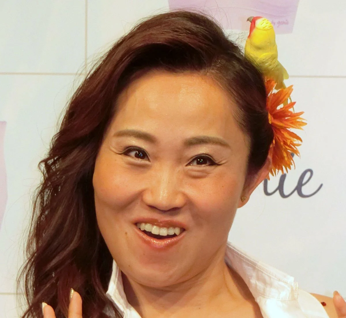 キンタロー。拡散中のJK写真は別人だった! 真の卒アル写真投稿「これが真実の私」(東スポWEB) - Yahoo!ニュース