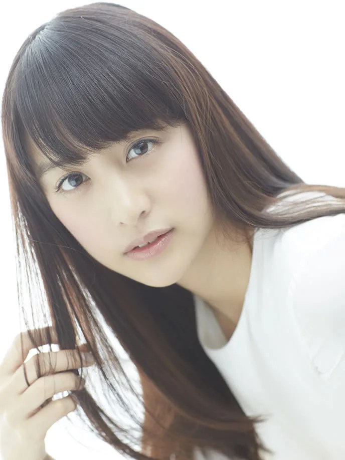 山本美月“初披露”した水着姿(画像)がこちら!鼻毛の真相や歴代彼氏まとめ | 気になる芸能ニュース まとめ