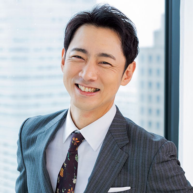 小泉孝太郎さん「プロポーズの言葉は、メモに書いて渡すつもりです」 | 美ST ONLINE | 美しい40代・50代のための美容情報サイト