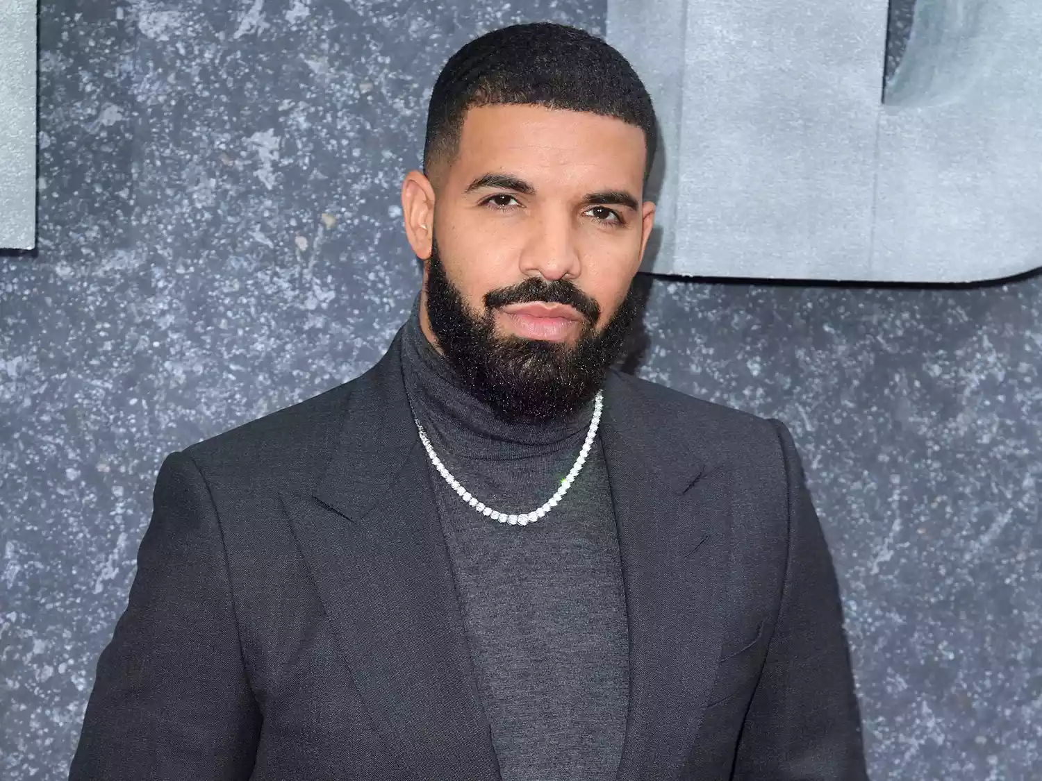 BREAKING: Rapper Drake Says He HATES Naming Exes In His Tracks As 'It ...