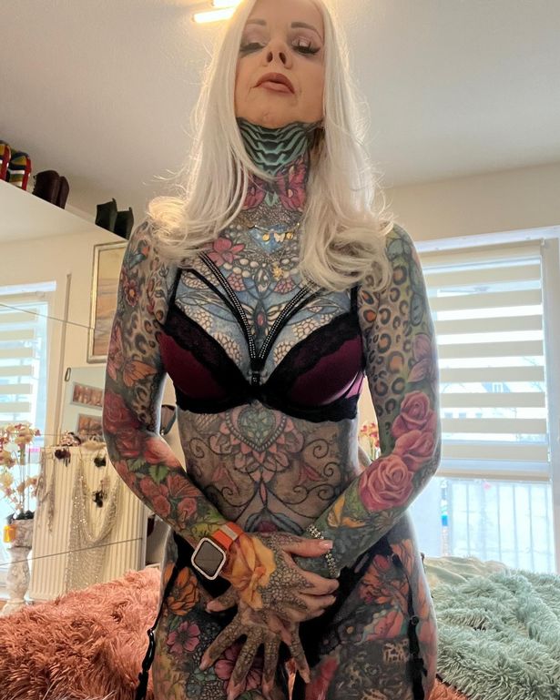 Exclusive Tattooed Gran Wears Nothing But Hotpants To Flaunt Her Ink Collection Small Joys 0837