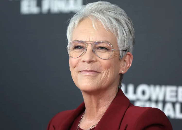 JUST IN: Jamie Lee Curtis, 64, Says 'You Look Like A Plastic Figurine ...