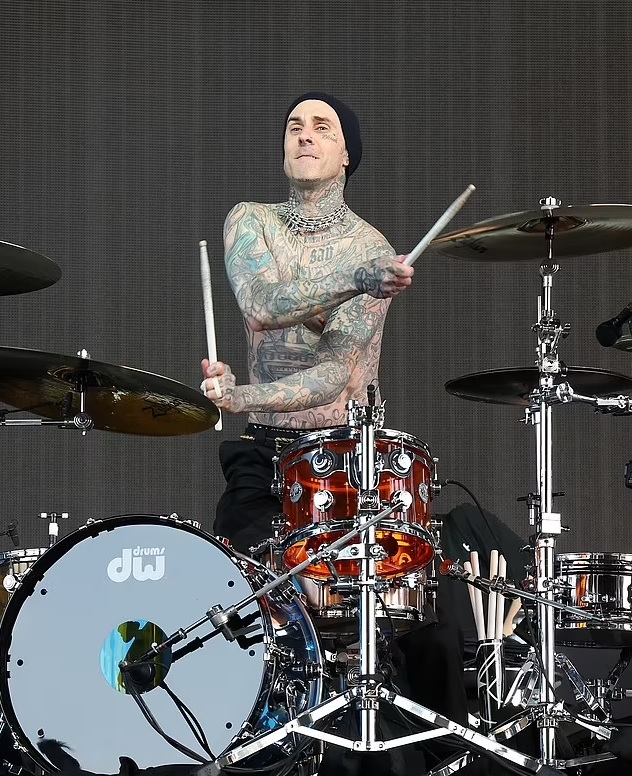 BREAKING: Travis Barker's Fan Rams Into The Singer's Security Gate ...