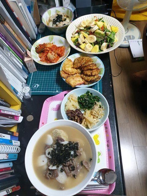 3FAAFFC3-5DF2-4070-AB56-2F06A9F8A103_20230222_163051.jpeg 과외 선생님 살크업 시켜주셨던 할머니.jpg