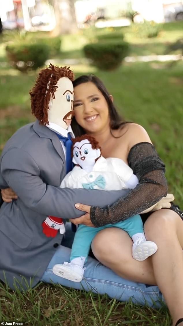 Just In Woman Who Hit Headlines After Marrying Rag Doll Says He Cheated On Her Again Small Joys 