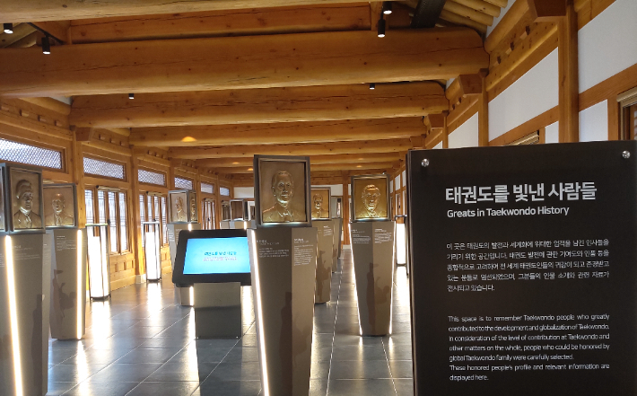 99b983892094b5c6d2fc3736e15da7d1_1 (1).png 인공눈물 산 거 1년 동안 아껴서 썼는데